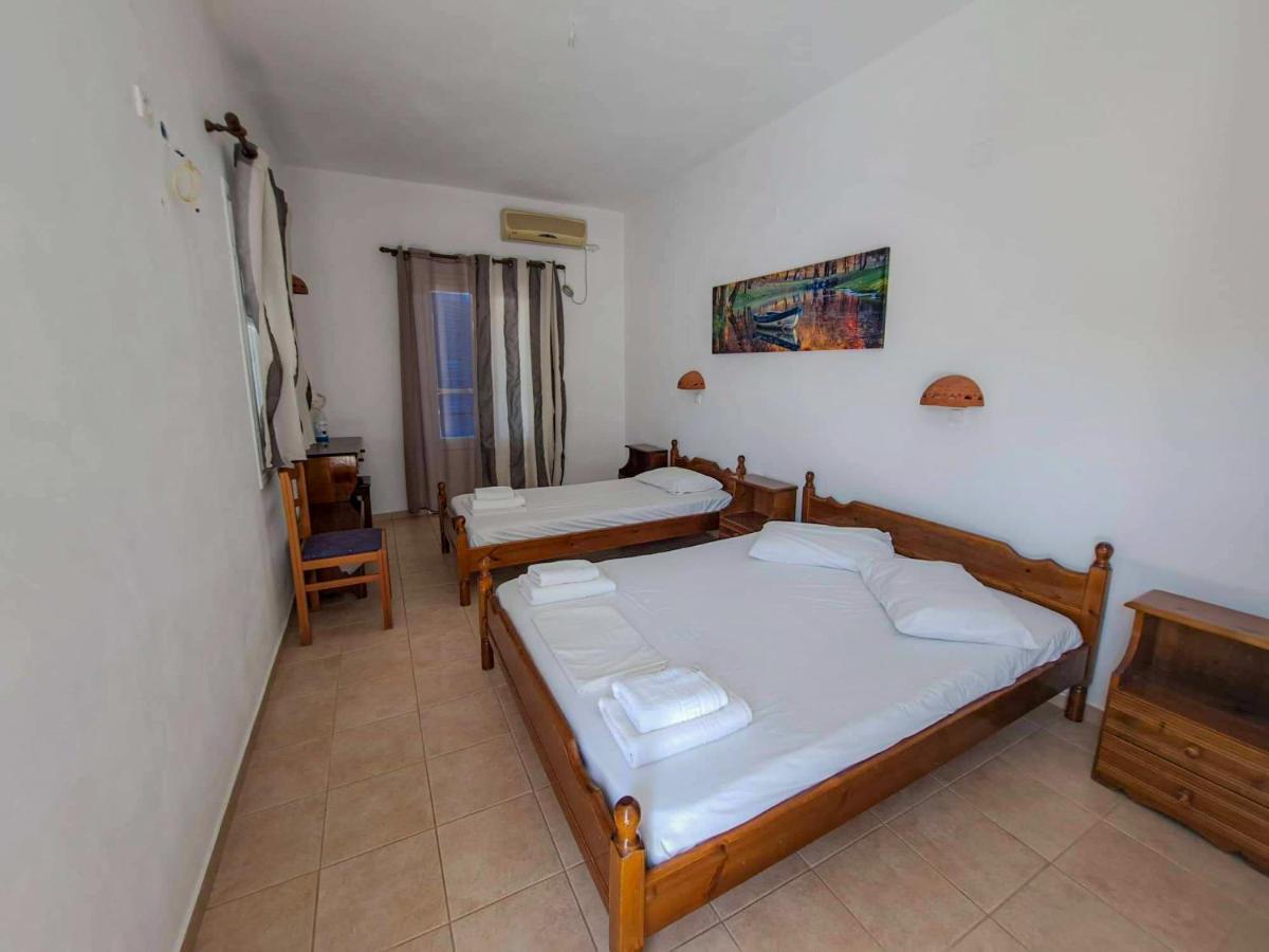 Hotel Sifneiko Arxontiko Fáros Habitación foto